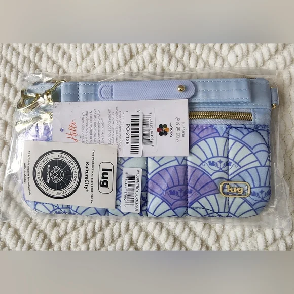 LUG Wicked x Super Metro XL Pouch with charm bar - Dreams Soar - Picture 2 of 4